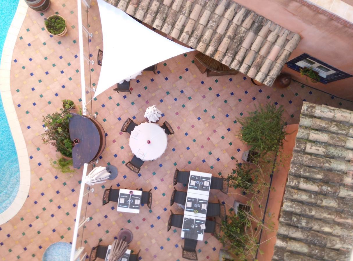 Logis Hotel Restaurant De La Paix ลูเดฟ ภายนอก รูปภาพ